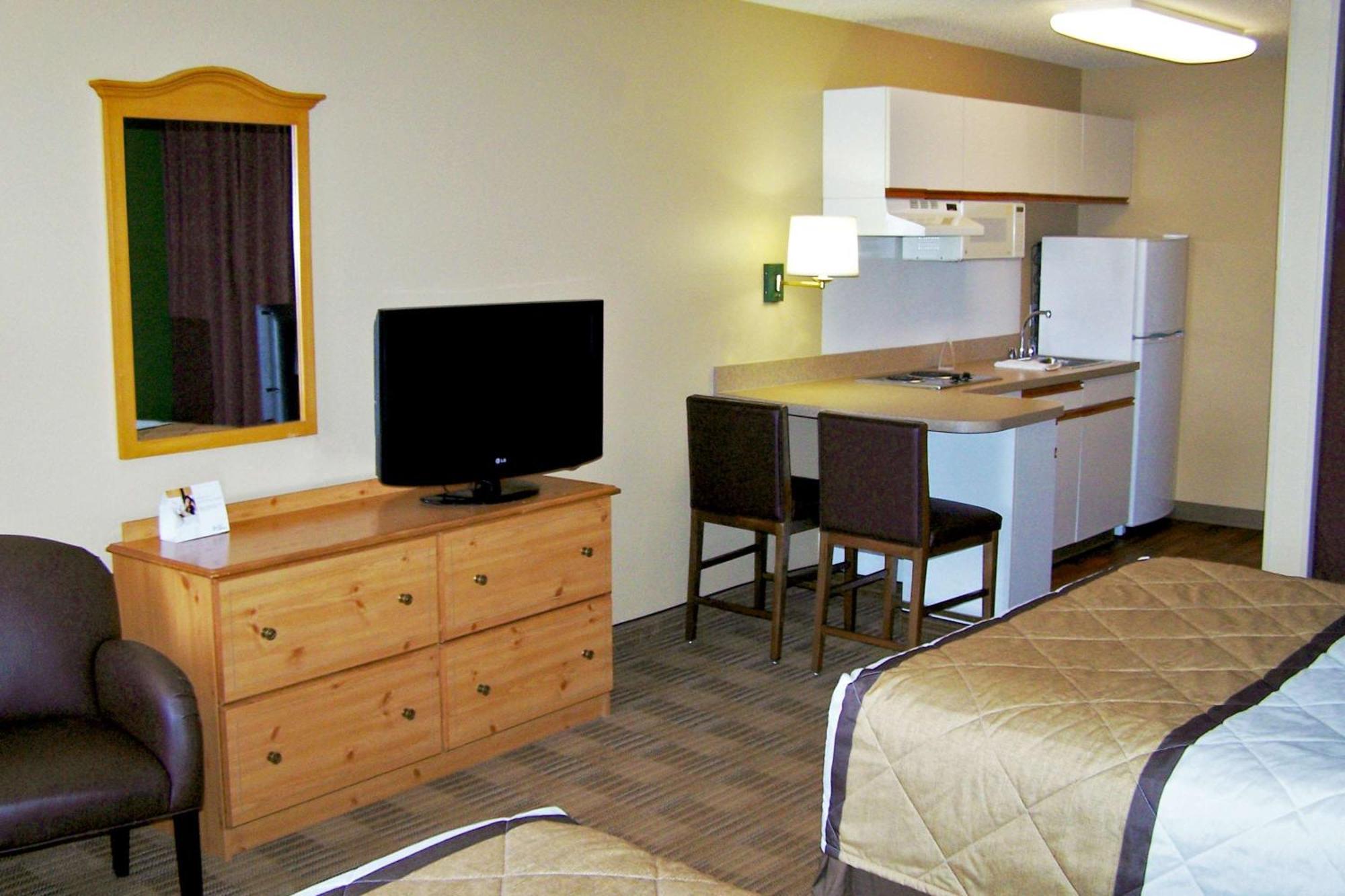 Extended Stay America Suites - Atlanta - Marietta - Powers Ferry Rd Sandy Springs Exterior photo