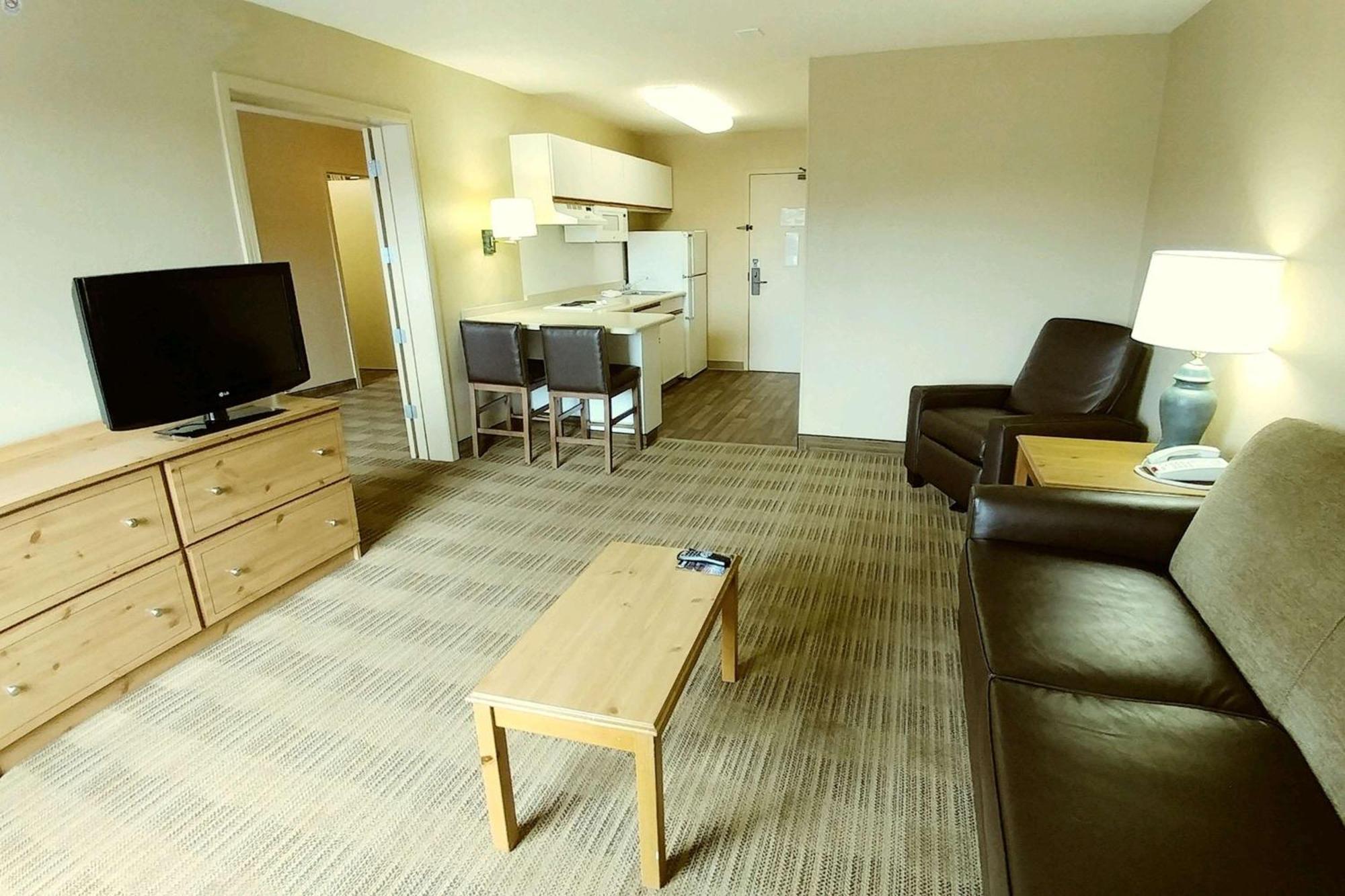 Extended Stay America Suites - Atlanta - Marietta - Powers Ferry Rd Sandy Springs Exterior photo