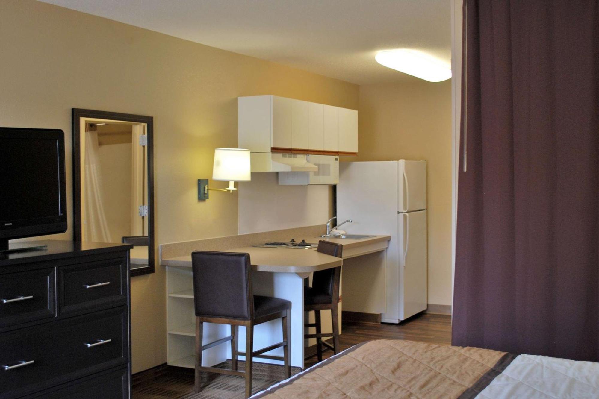 Extended Stay America Suites - Atlanta - Marietta - Powers Ferry Rd Sandy Springs Exterior photo