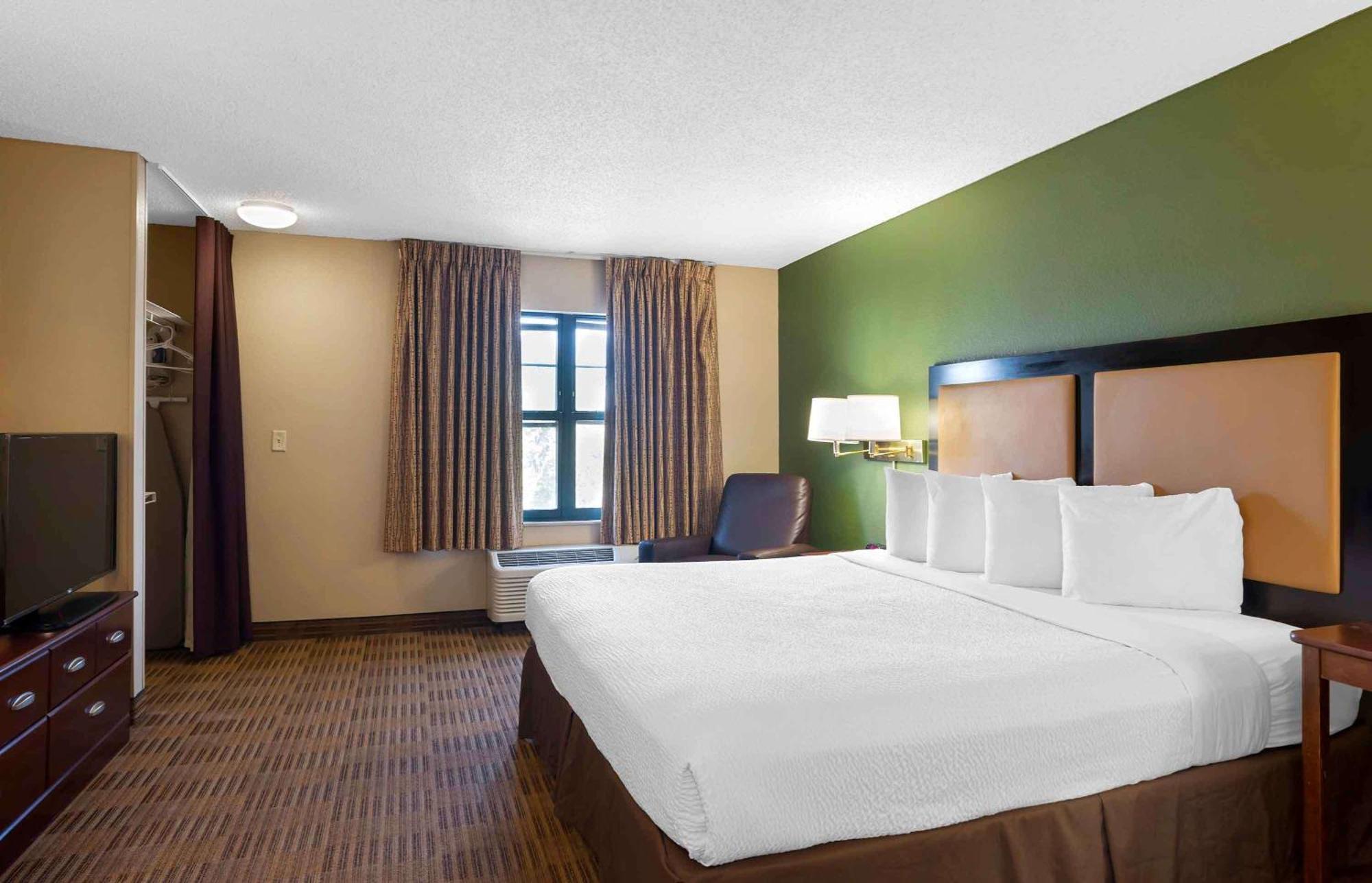 Extended Stay America Suites - Atlanta - Marietta - Powers Ferry Rd Sandy Springs Exterior photo
