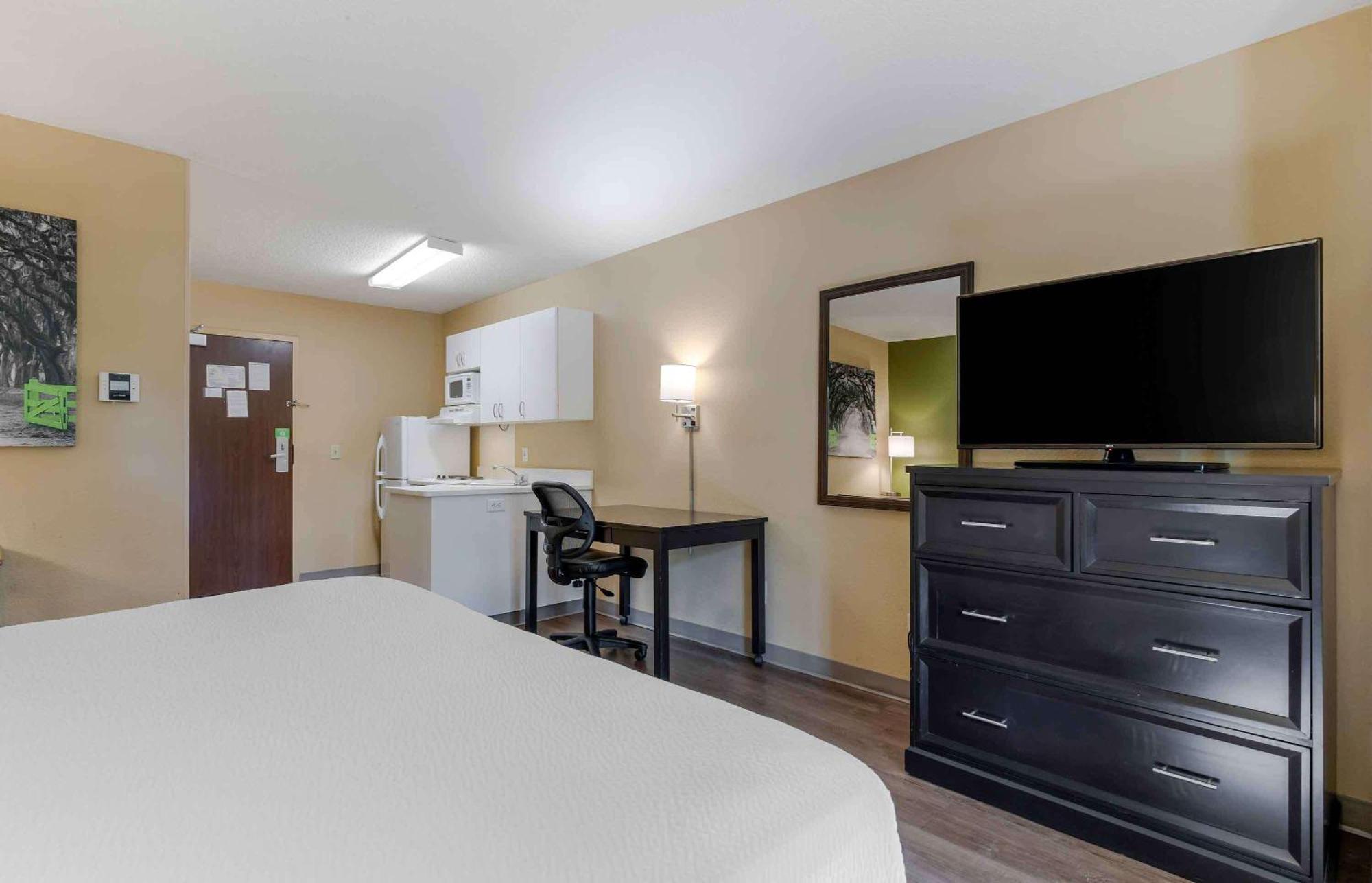 Extended Stay America Suites - Atlanta - Marietta - Powers Ferry Rd Sandy Springs Exterior photo