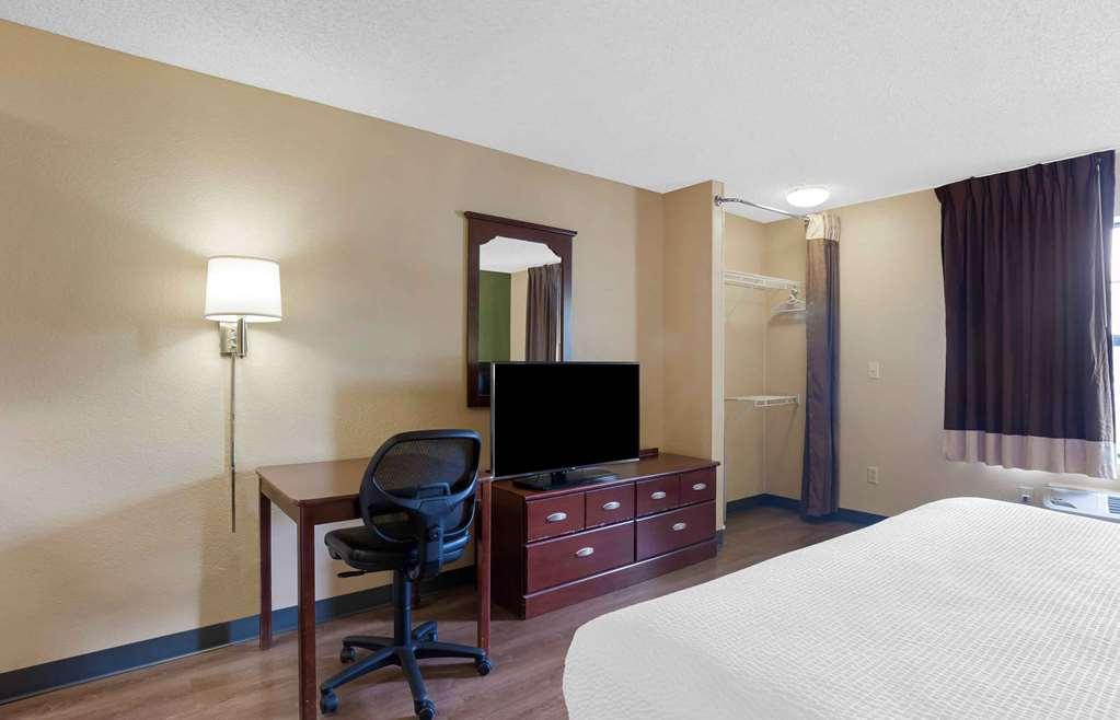Extended Stay America Suites - Atlanta - Marietta - Powers Ferry Rd Sandy Springs Room photo